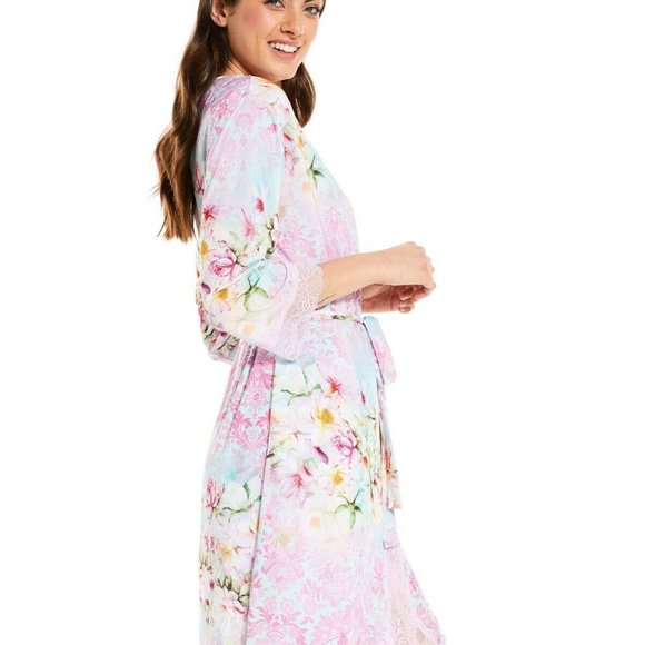 Peter Alexander Silky Floral Robe - Picture 5 of 16